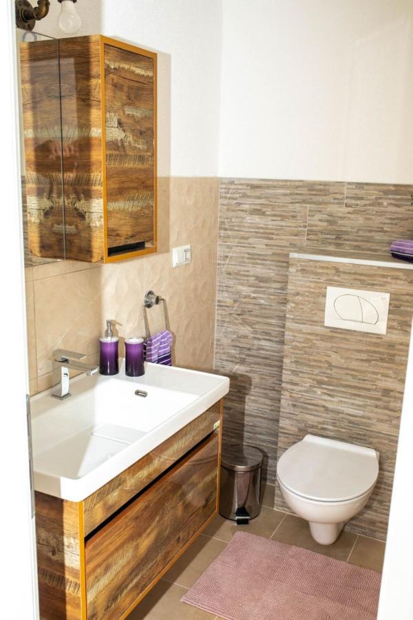 Apartman Uno Jajca Kültér fotó